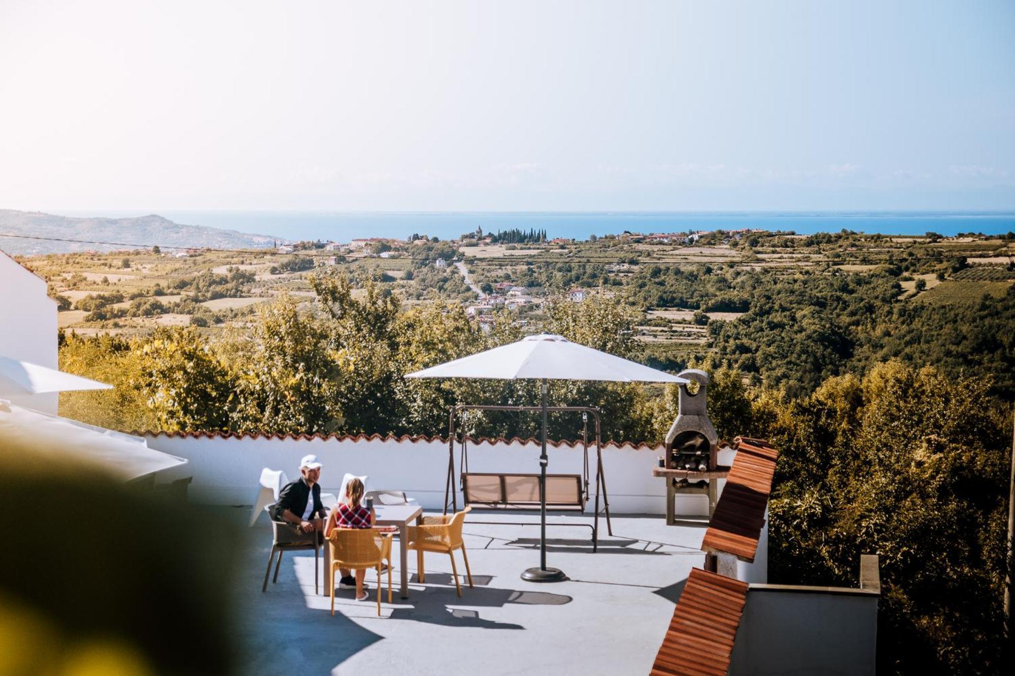 Glamping Istria Tiny Chalet Truske