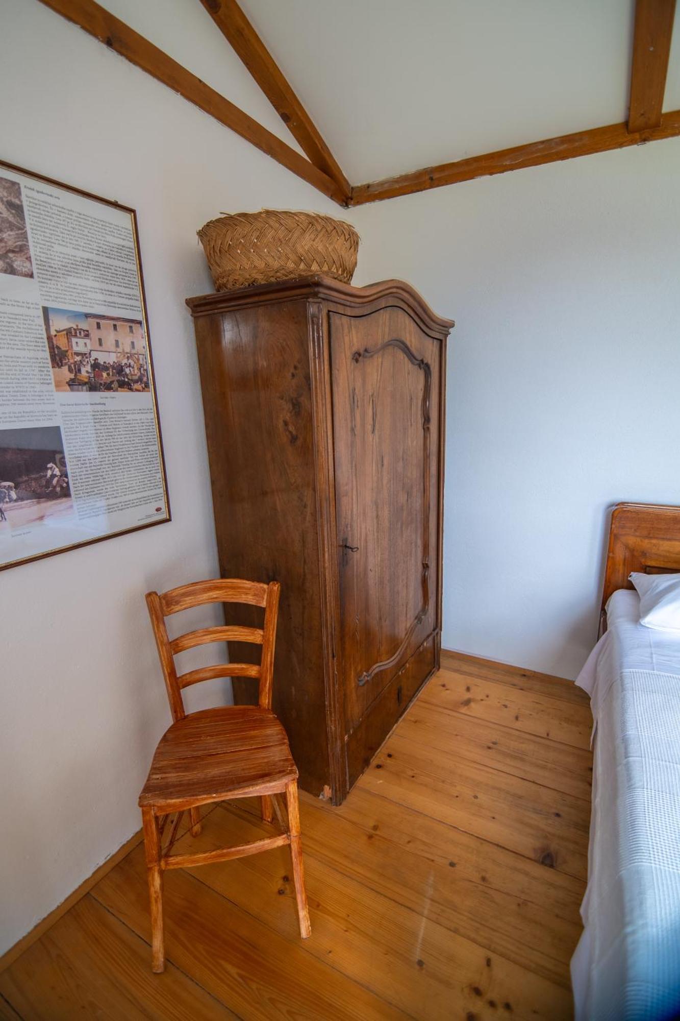 Chalet Glamping Istria Tiny