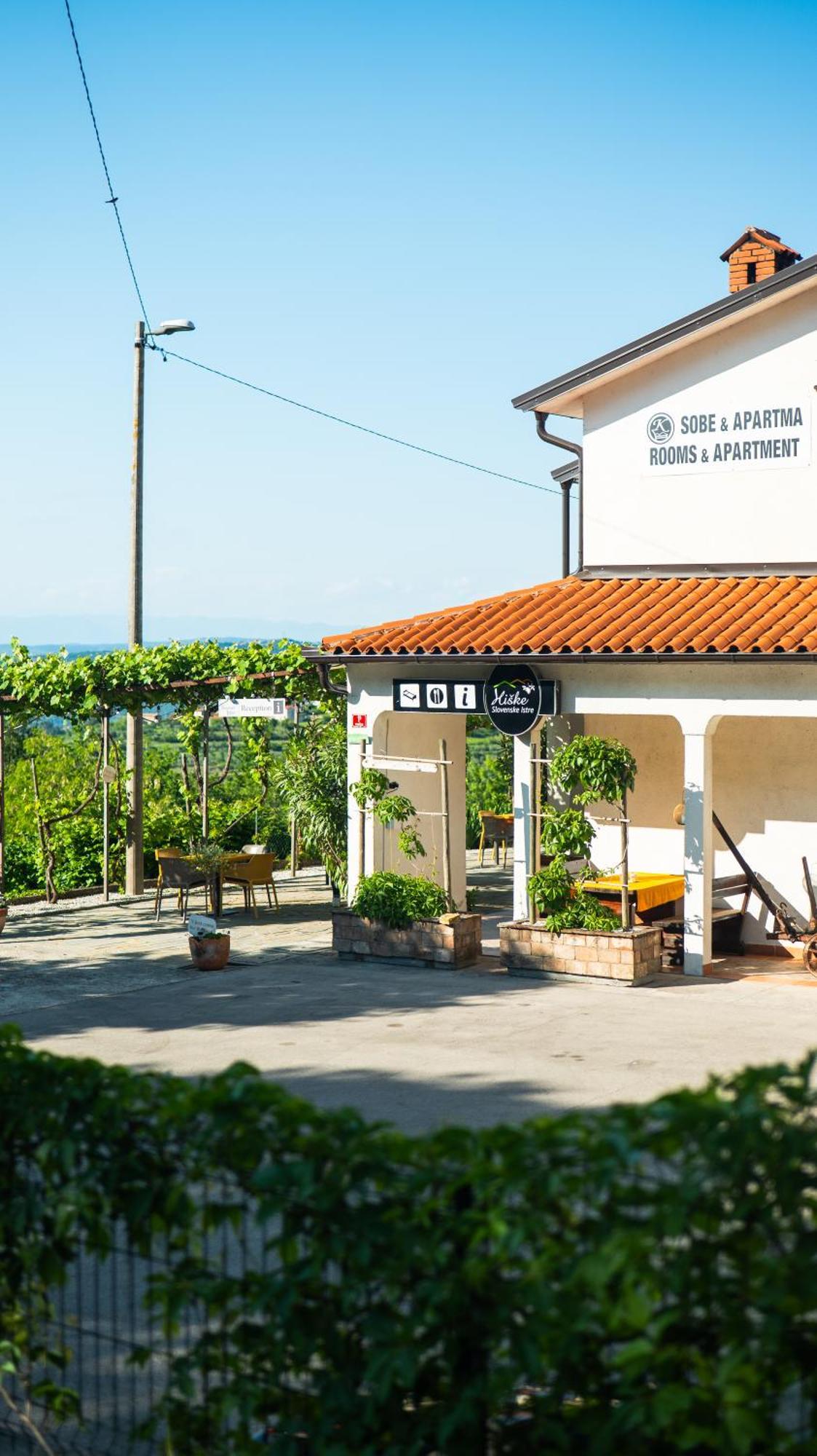 Chalet Glamping Istria Tiny Truške