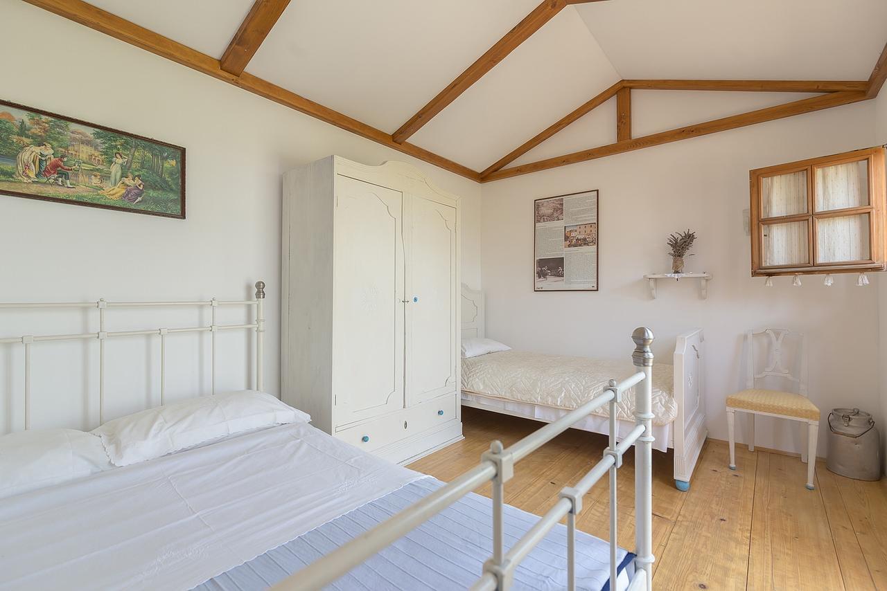 Chalet Glamping Istria Tiny Truske